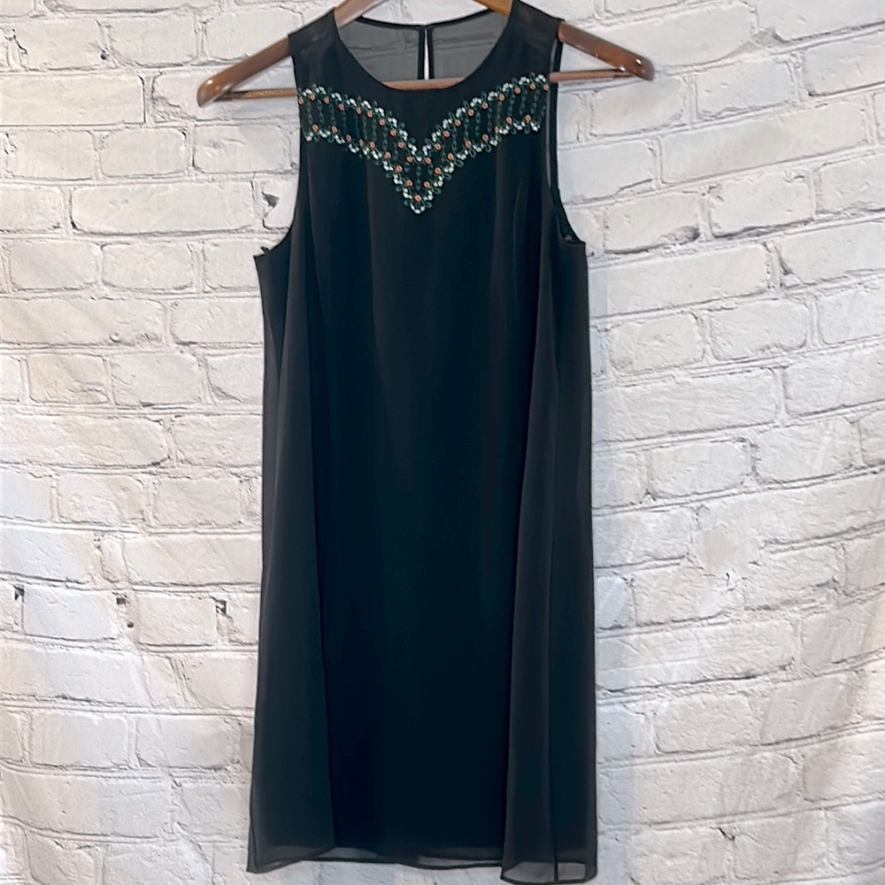 BCBG Generation Black Sleeveless Embroidered Dress Size X-Small Brand New W/Tags